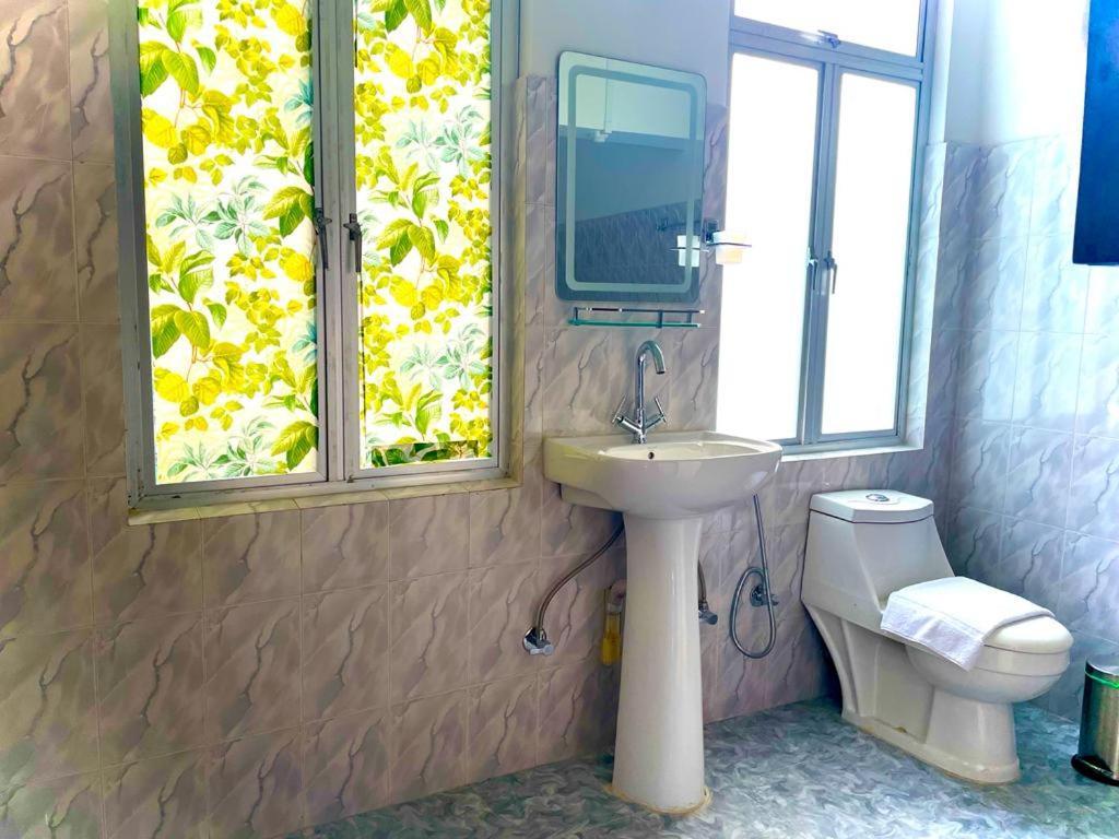 La Colline Resort Kohima Экстерьер фото