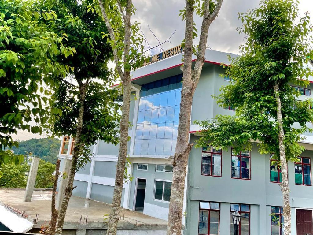 La Colline Resort Kohima Экстерьер фото